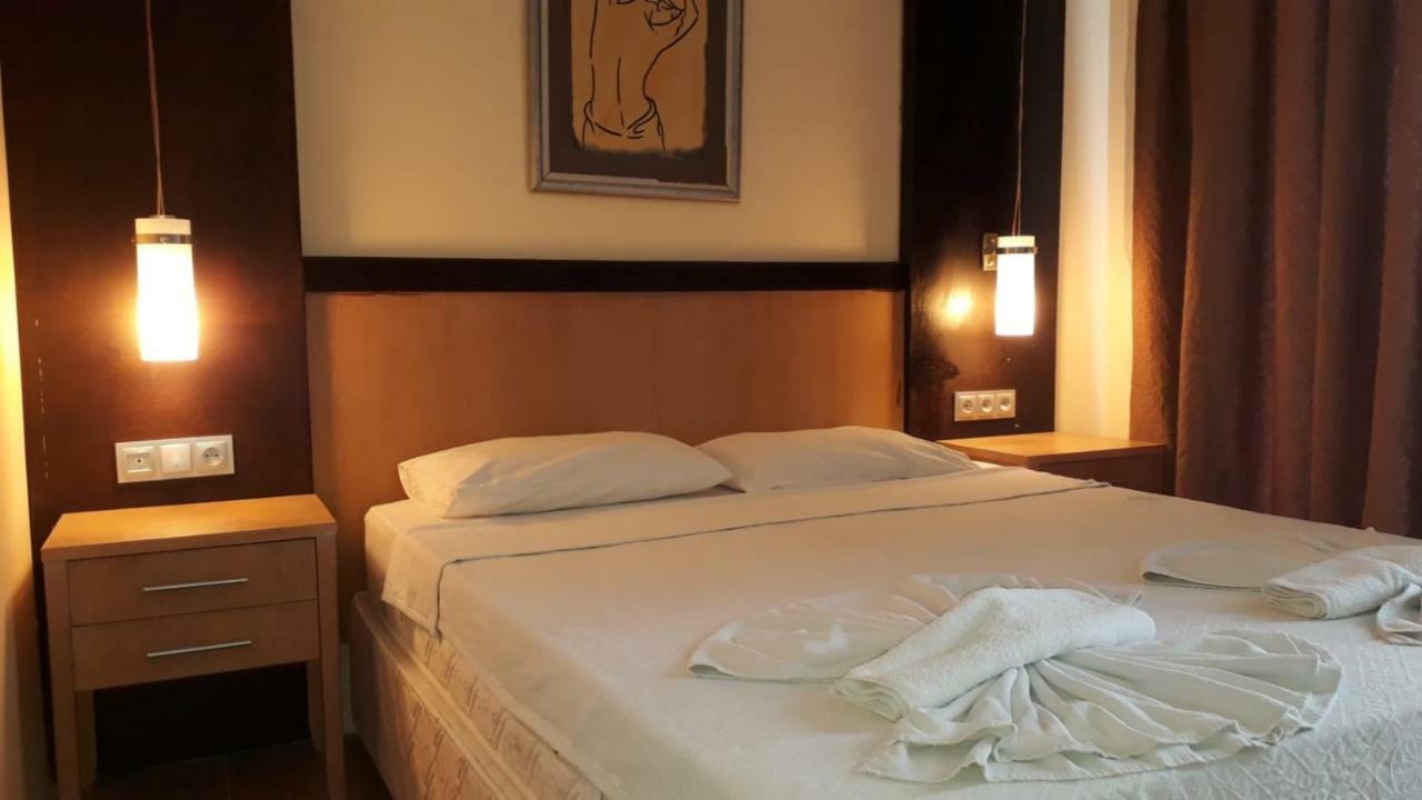 Hotel Santur Κουσάντασι Εξωτερικό φωτογραφία