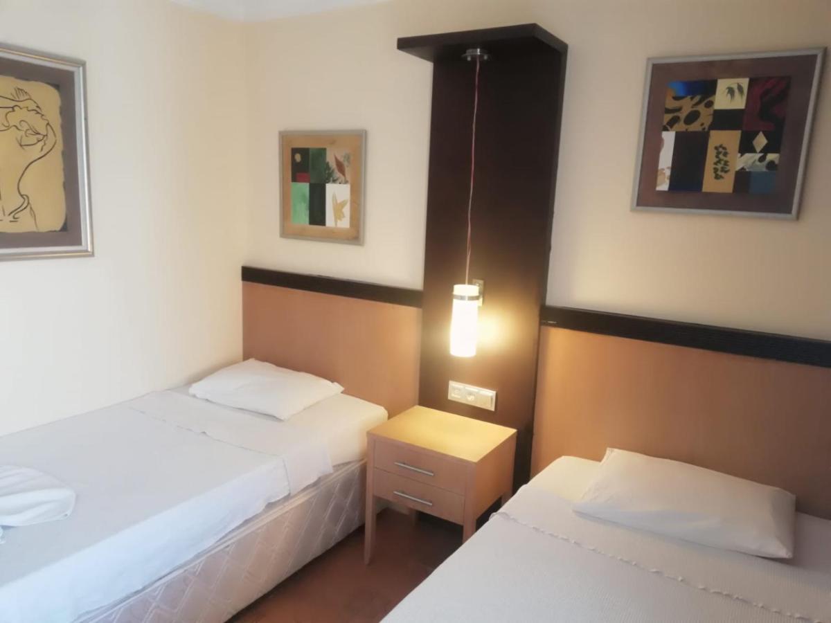 Hotel Santur Κουσάντασι Εξωτερικό φωτογραφία